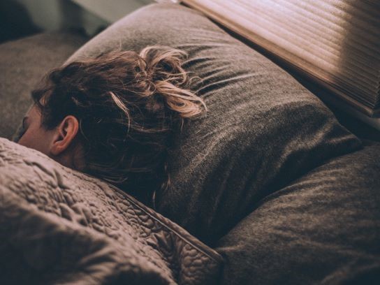 Nespavost - Dobrý spánek, stres a uklidnění pro ženy